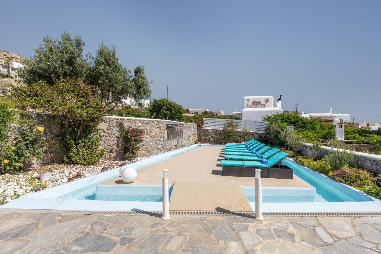 Mykonian Breeze
